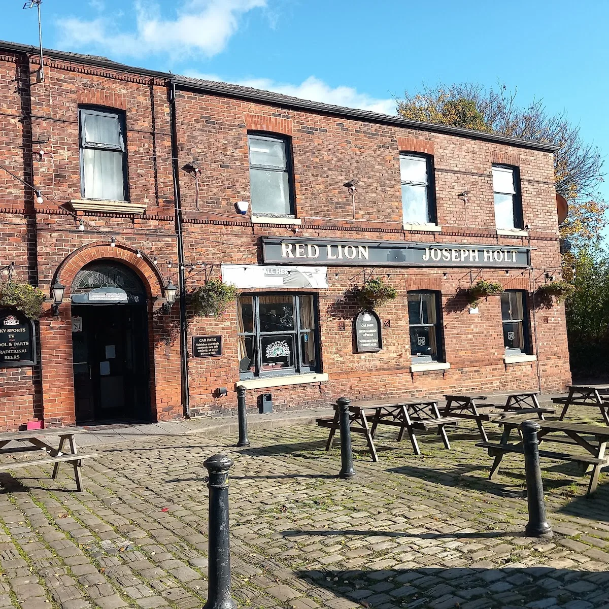 Red Lion (Prestwich) gallery 2