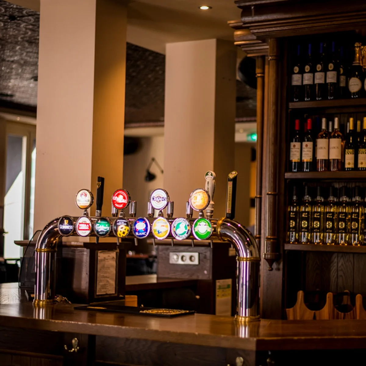 Ma Nolan’s Irish Pub, Cannes — 6 Rue Buttura, 06400 Cannes, France