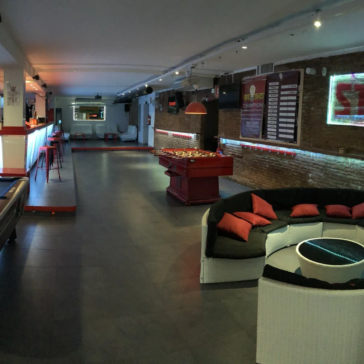 Stadium Castelldefels — Av. dels Banys, 24, 08860 Castelldefels, Barcelona, Spain