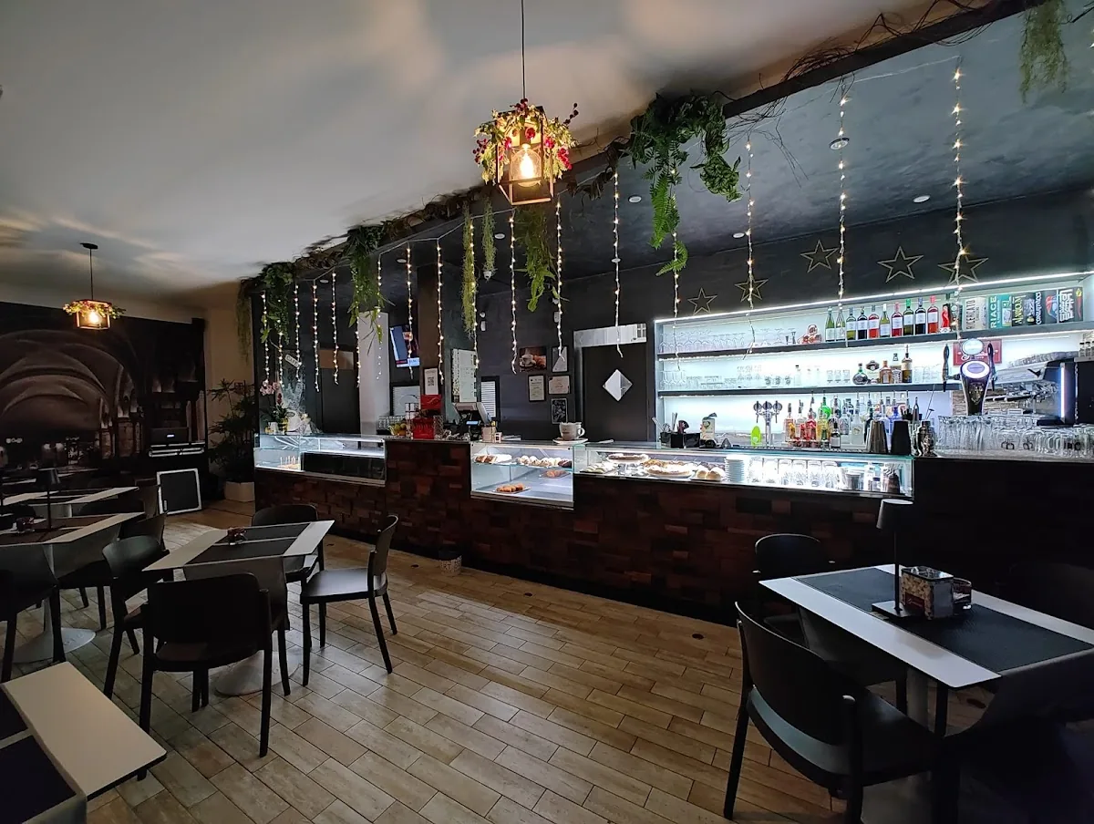 Bar Largo 21 — Via Leonardo da Vinci, 21, 87040 Andreotta CS, Italy