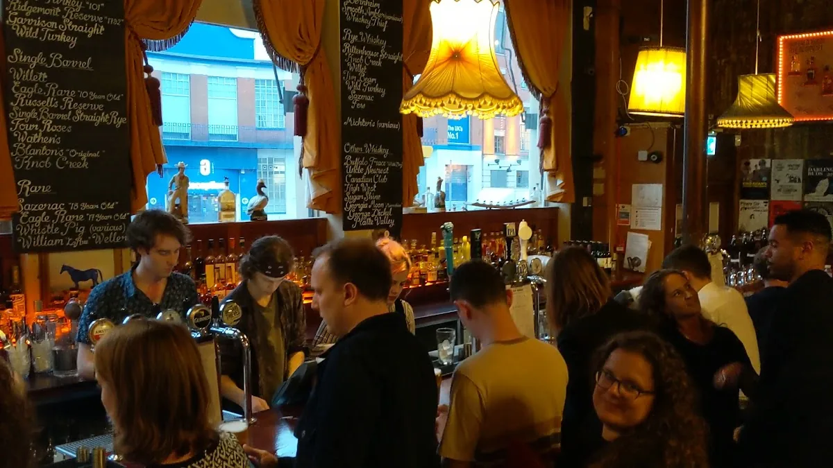 The Lexington gallery 3