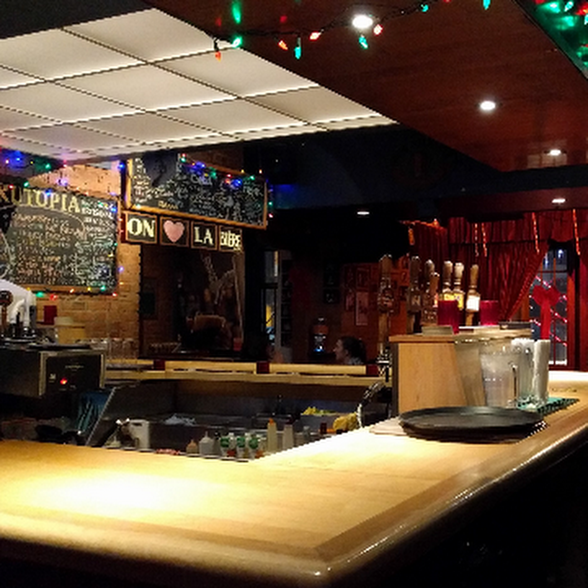 Brutopia Brewpub — 1219 Crescent St