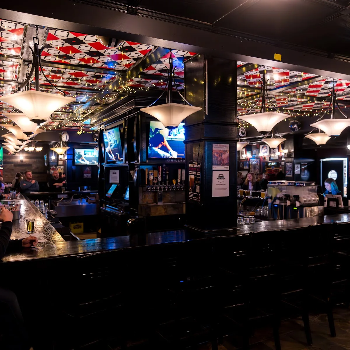 The Pint Whyte — 8032 104 St NW