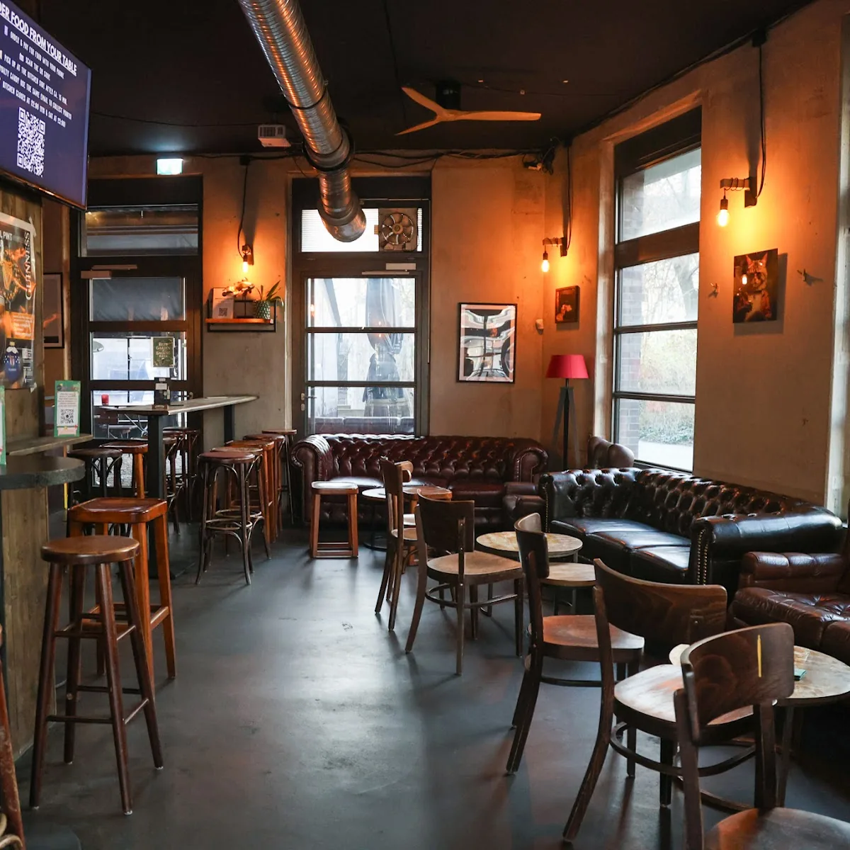 The Castle Pub — Invalidenstr. 129