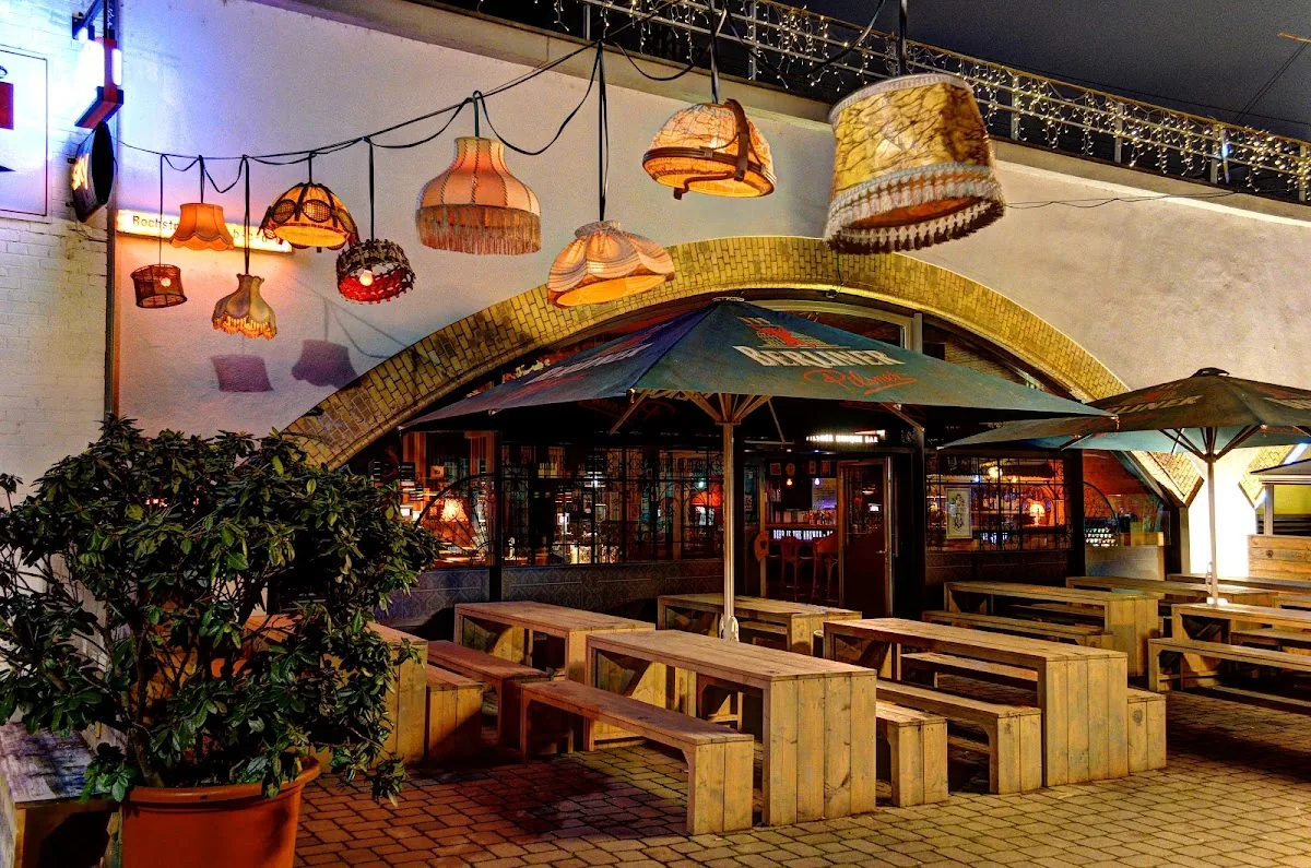 The Pub Berlin gallery 2