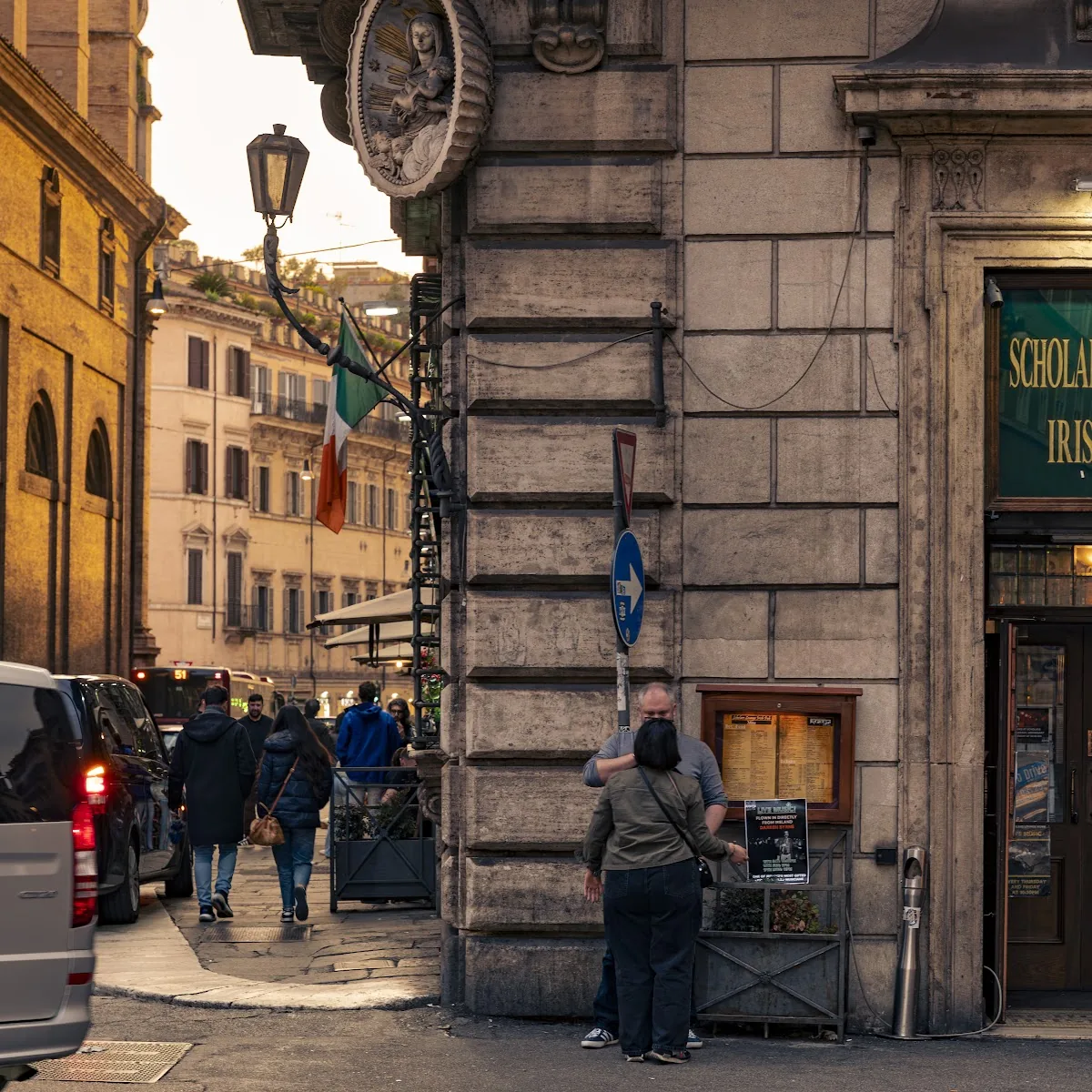 Scholars Lounge — Via del Plebiscito 101