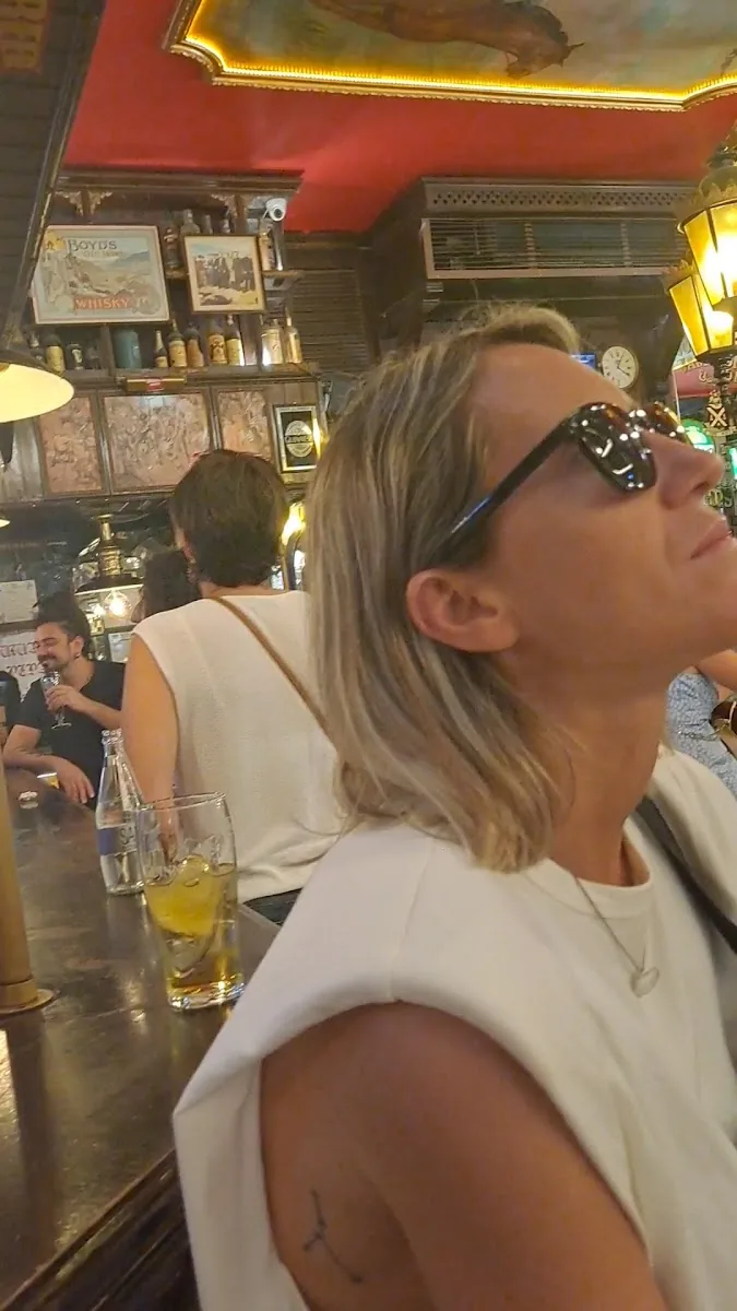 La Fontana de Oro gallery 3