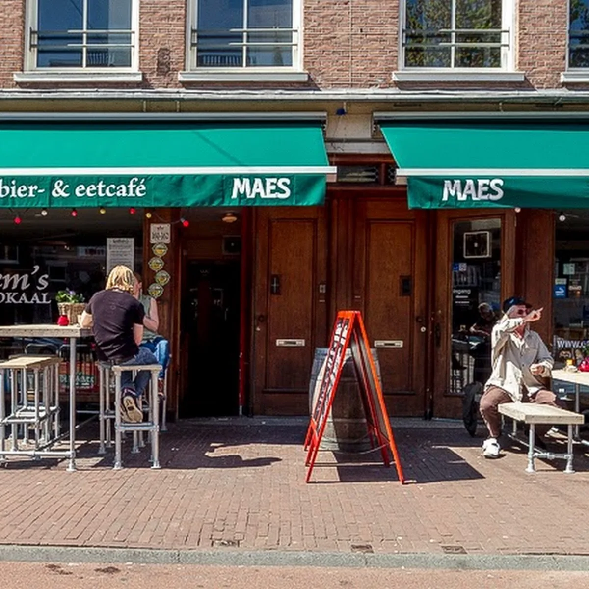 Cafe Gollem — Overtoom 160-162