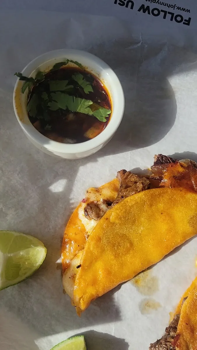 Johnny Pistolas gallery 3