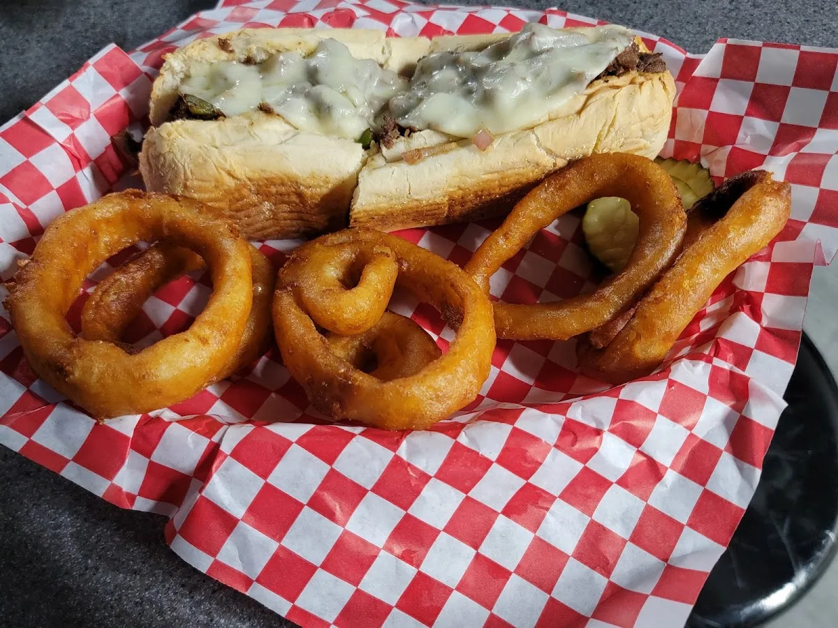 Steamers Sports Pub gallery 3