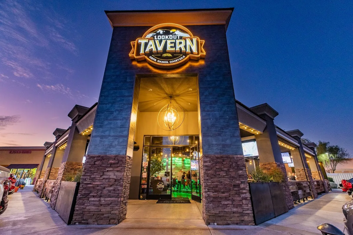 Lookout Tavern gallery 2