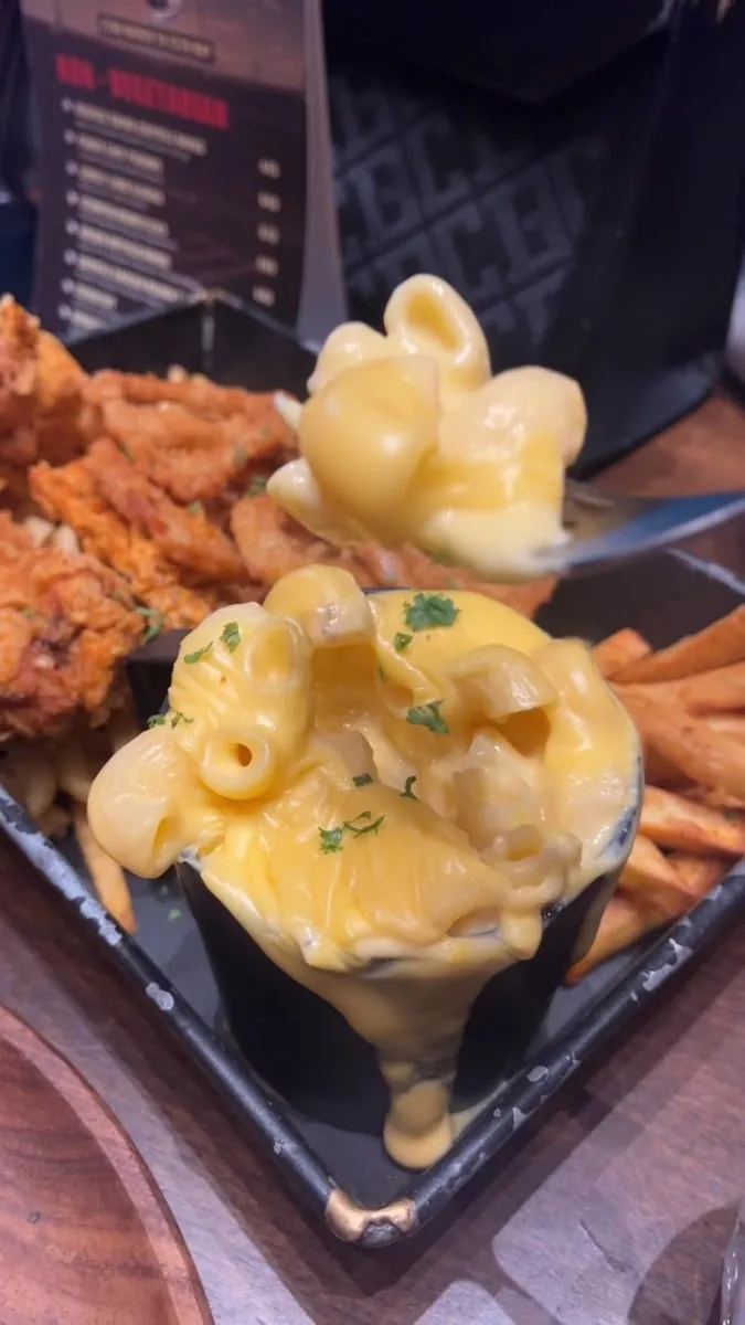 Pup’s Irish Pub gallery 3