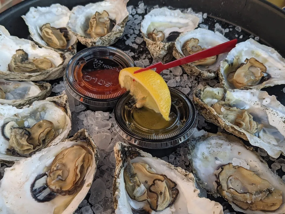 Lucky Oyster gallery 2