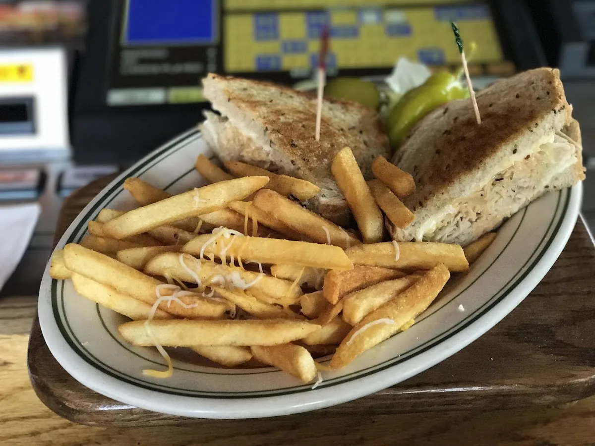 Coach’s Grill & Sports Bar gallery 2