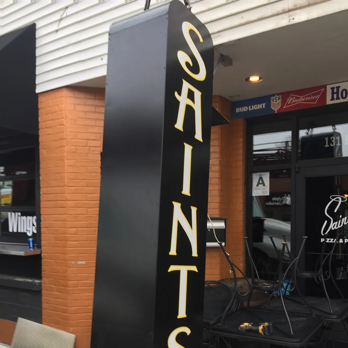 Saints Pizza and Pub — 131 Breckenridge Ln, St Matthews, KY 40207, United States