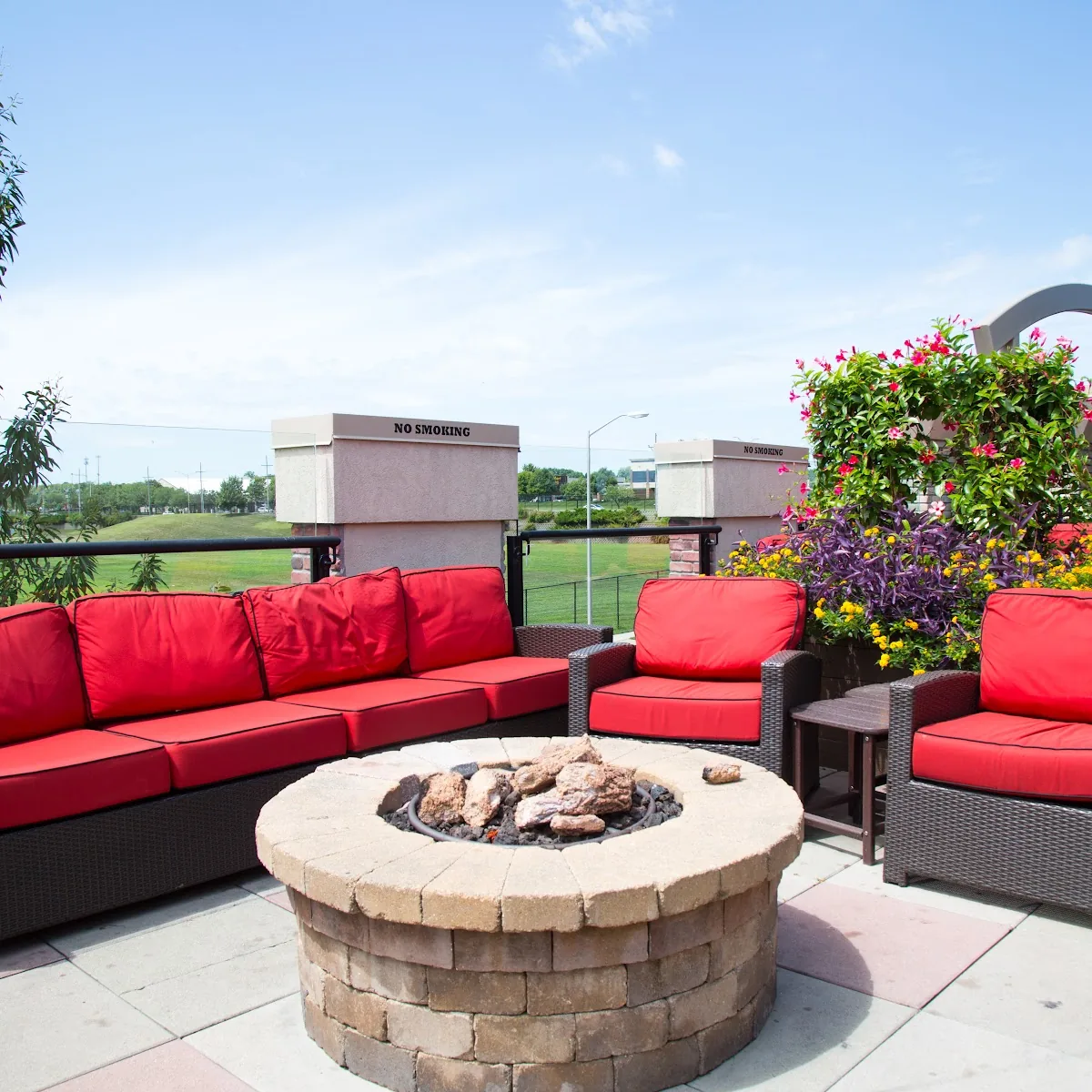 Coach’s Bar & Grill — 9089 W 135th St, Overland Park, KS 66221, United States