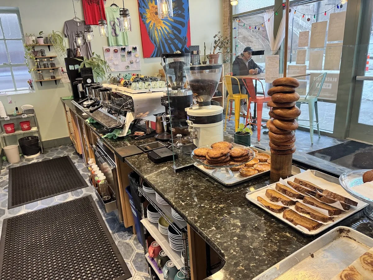 Between the Buns gallery 3