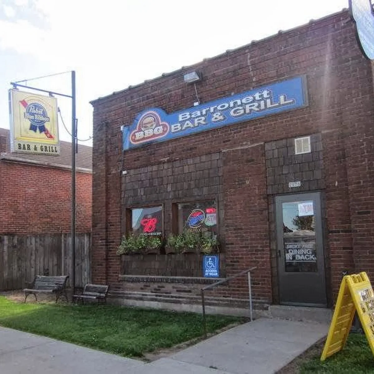 Barronett Bar & Grill — 2976 Hwy 63