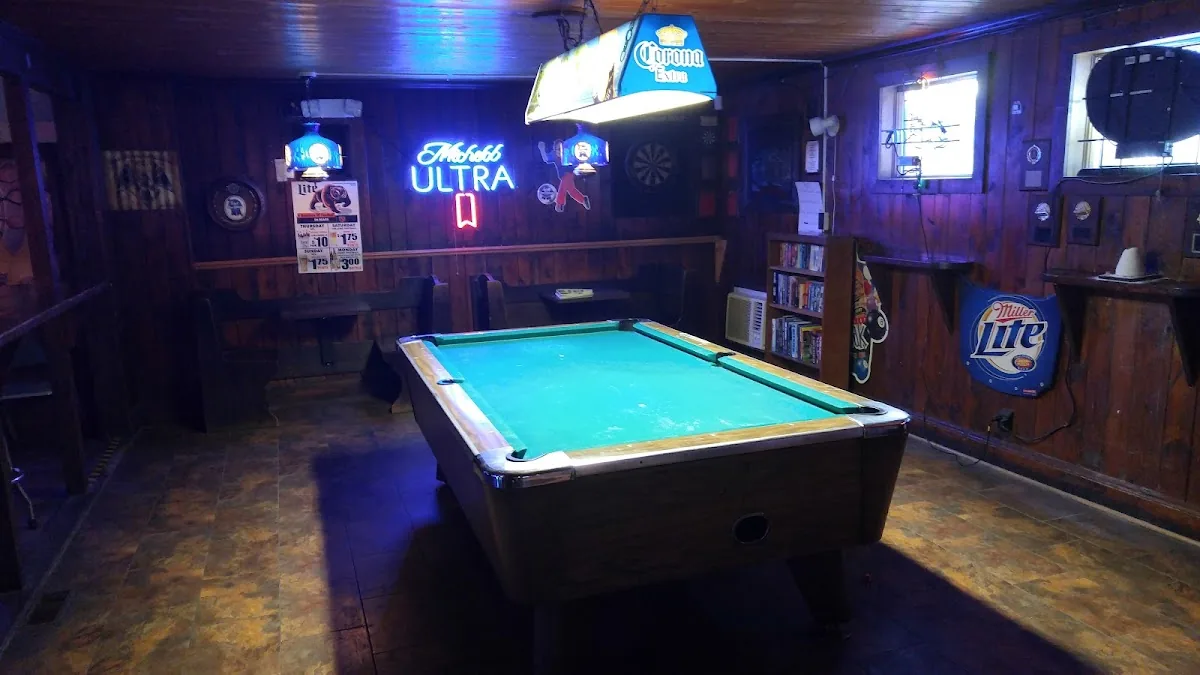 Duck’s Inn gallery 3