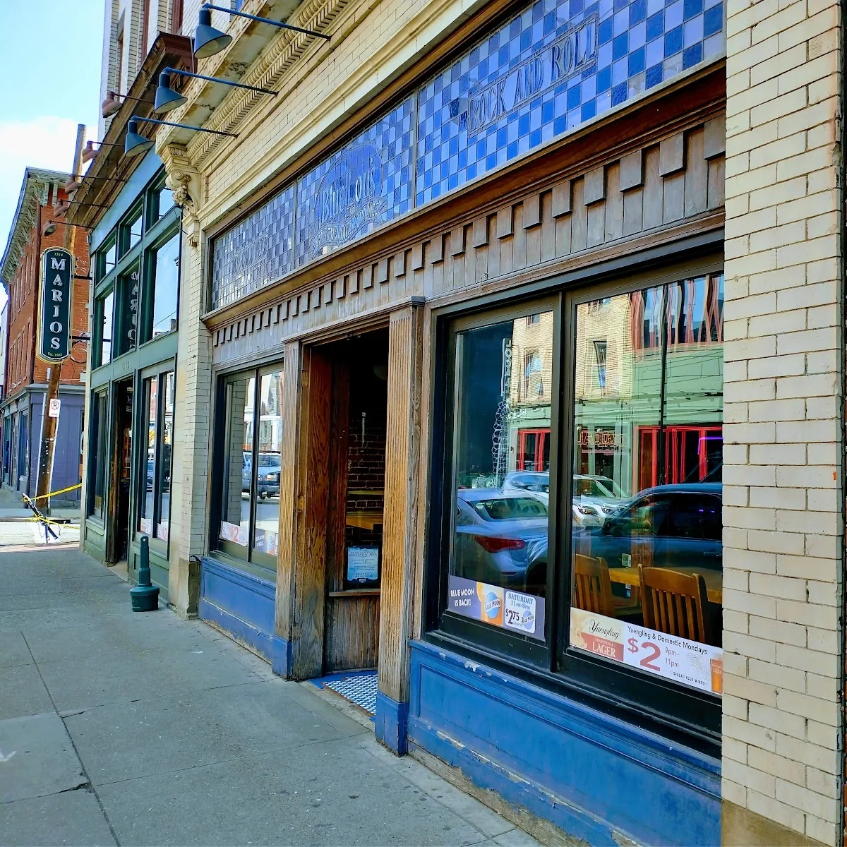 Mario’s — 1514 E Carson St