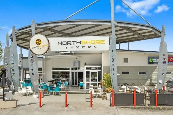 North Shore Tavern gallery 3