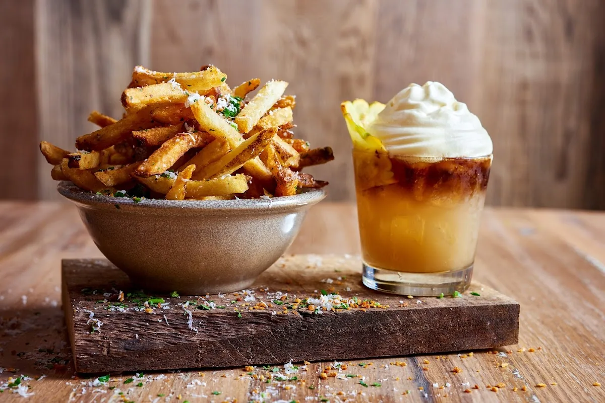 Monkeypod Kitchen gallery 3