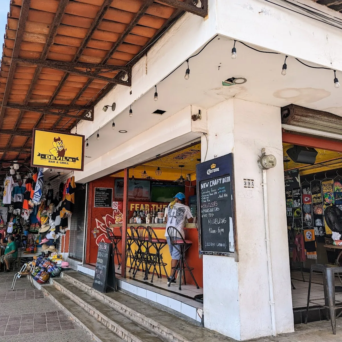 Devil’s Bar — Malecon II s/n, Local 39, Centro, Puerto Vallarta, Jal., Mexico