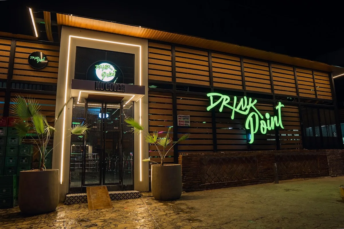 Drink Point Bavaro gallery 2