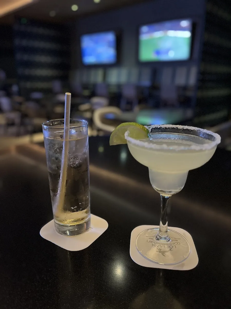 LATINOS SPORT BAR — JH5V+VVH, Av. Barcelu00f3, Punta Cana 23000, Dominican Republic