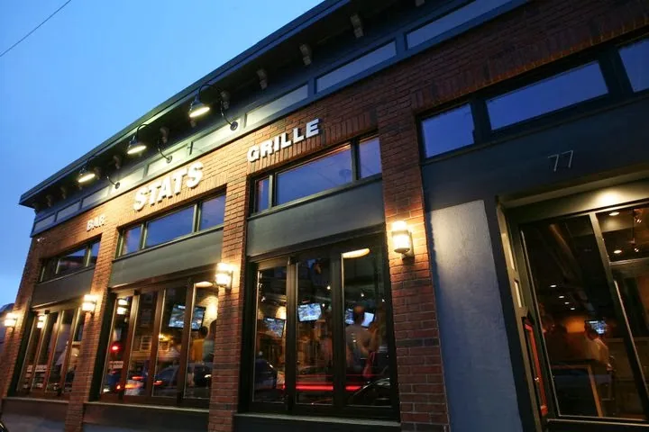 Stats Bar & Grille gallery 2
