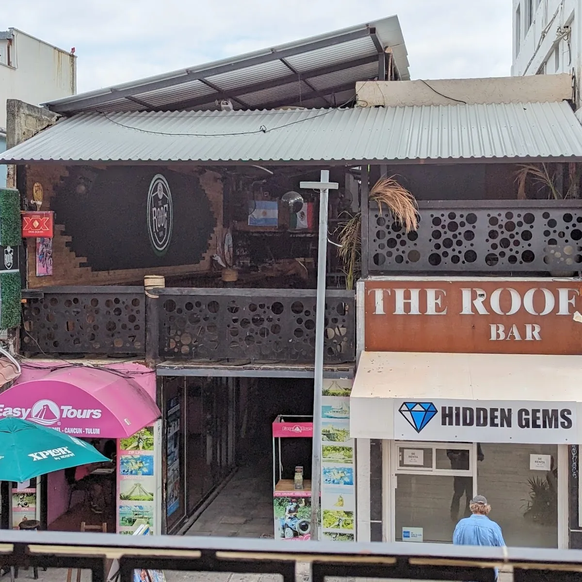 The Roof Bar — Quinta Avenida 156, Centro, 77710 Playa del Carmen, Q.R., Mexico