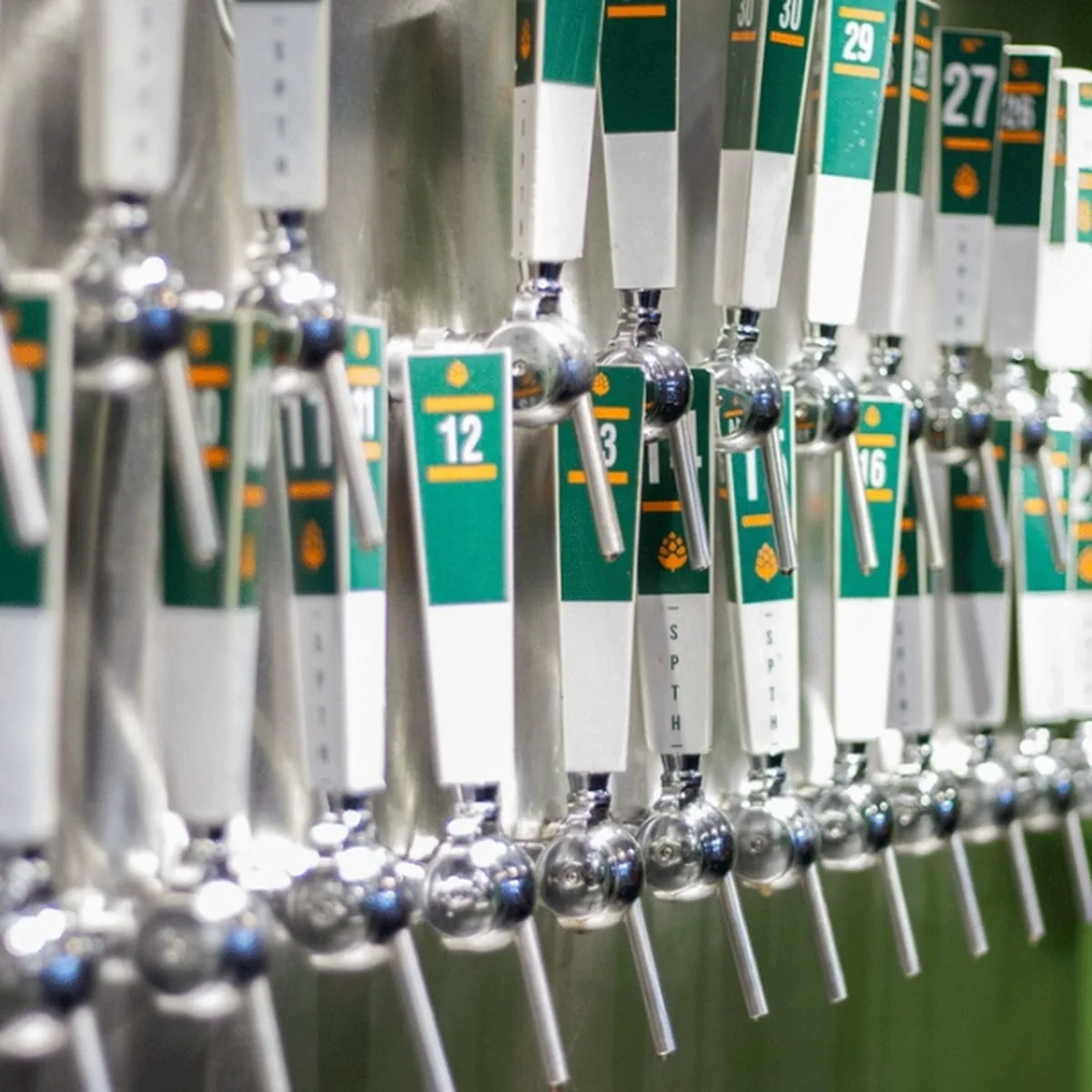 São Paulo Tap House — R. Girassol, 340 - Vila Madalena, Su00e3o Paulo - SP, 05433-000, Brazil