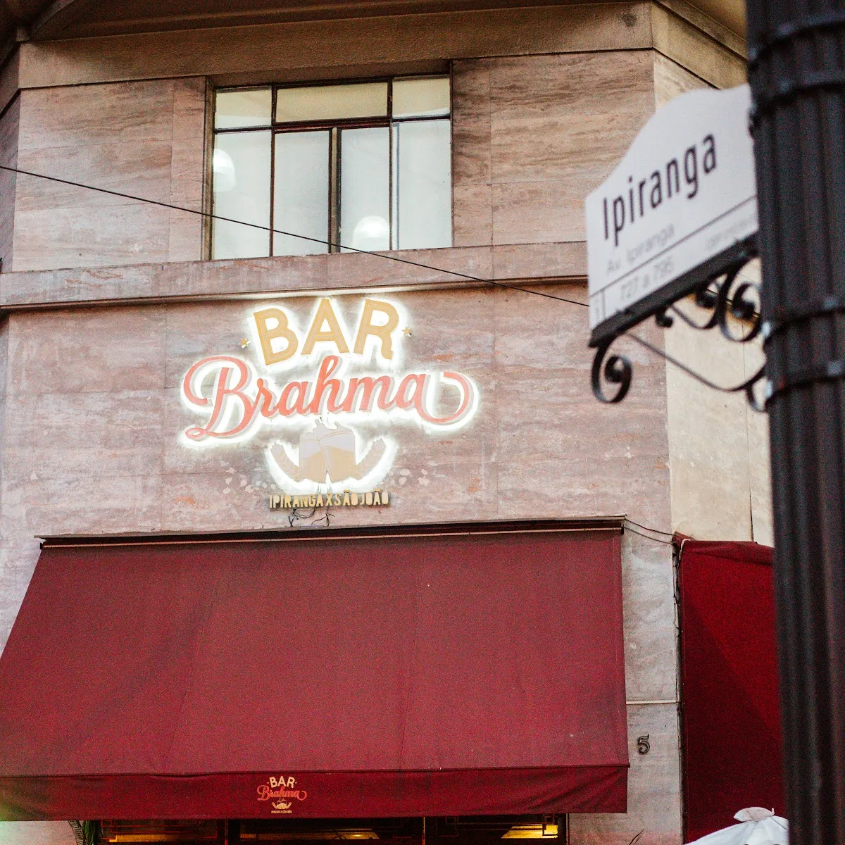 Bar Brahma — Av. Su00e3o Jou00e3o, 677 - Centro Histu00f3rico de Su00e3o Paulo, Su00e3o Paulo - SP, 01036-000, Brazil