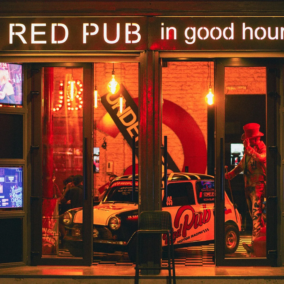 Red Pub — Merced 395, Merced 398, 8320115 Santiago, Regiu00f3n Metropolitana, Chile