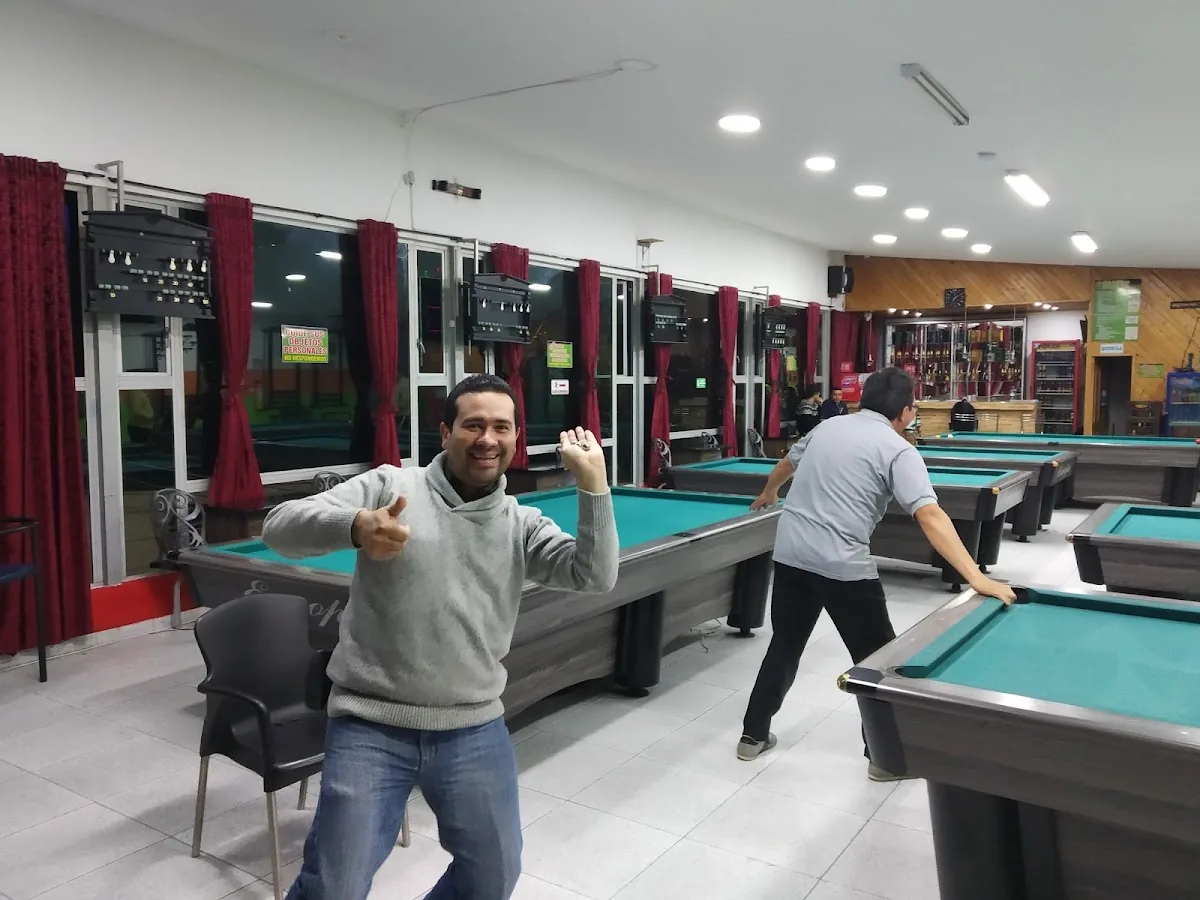 BBC – Bodega Restrepo gallery 3