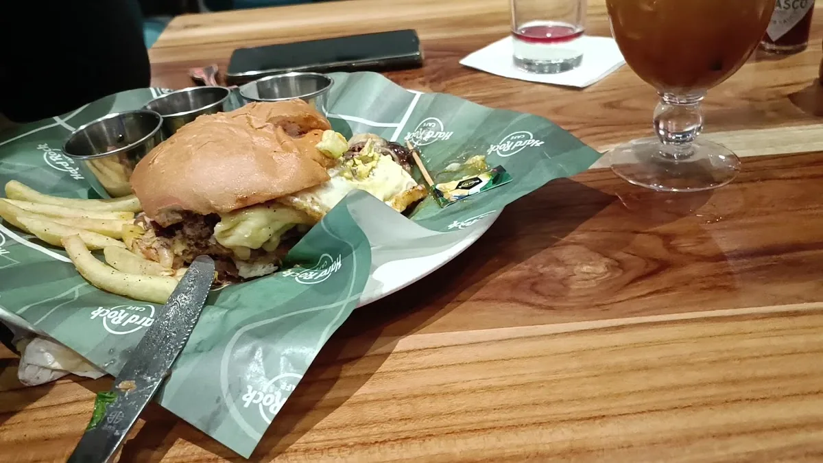 Hard Rock Café Caracas gallery 3