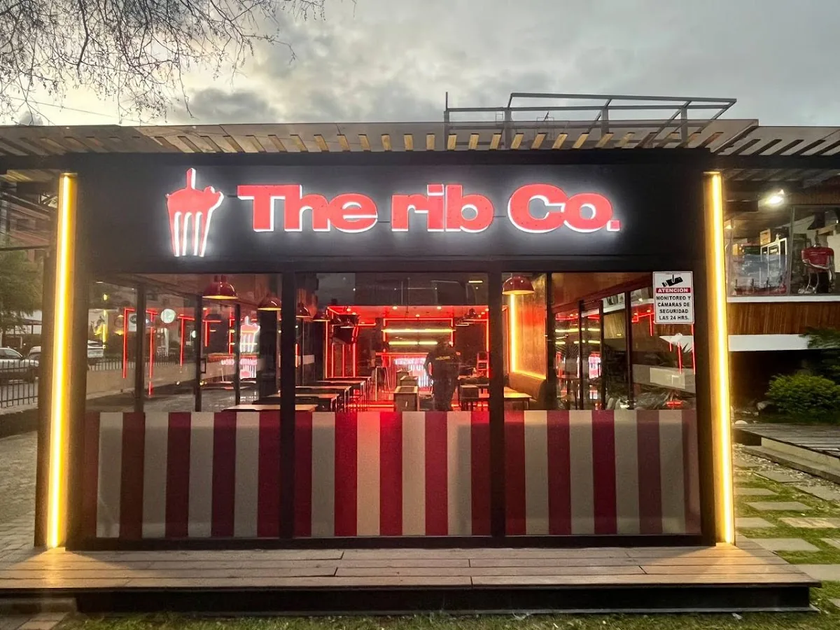 Pig & Cow — Av Juan Iu00f1iguez V. 5-22, Cuenca Ecuador