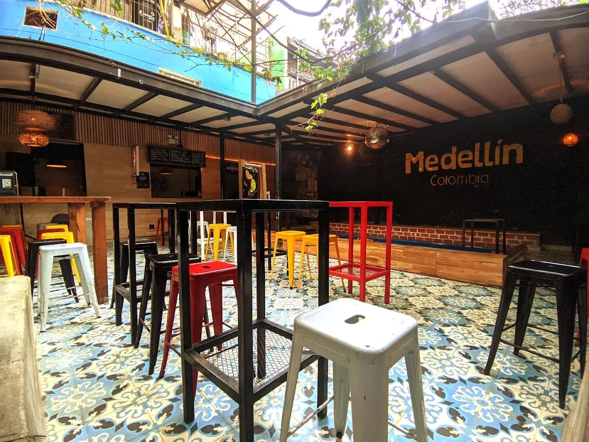 La Octava Bar gallery 2