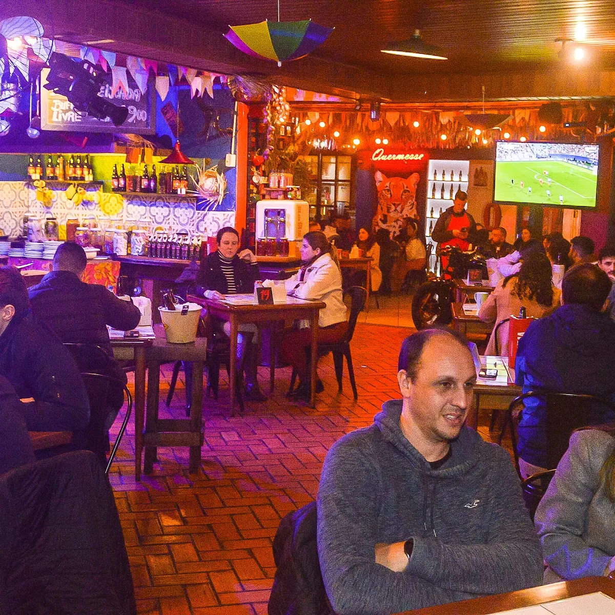 Quermesse — R. Carlos Pioli, 513 - Bom Retiro, Curitiba - PR, 80520-170, Brazil