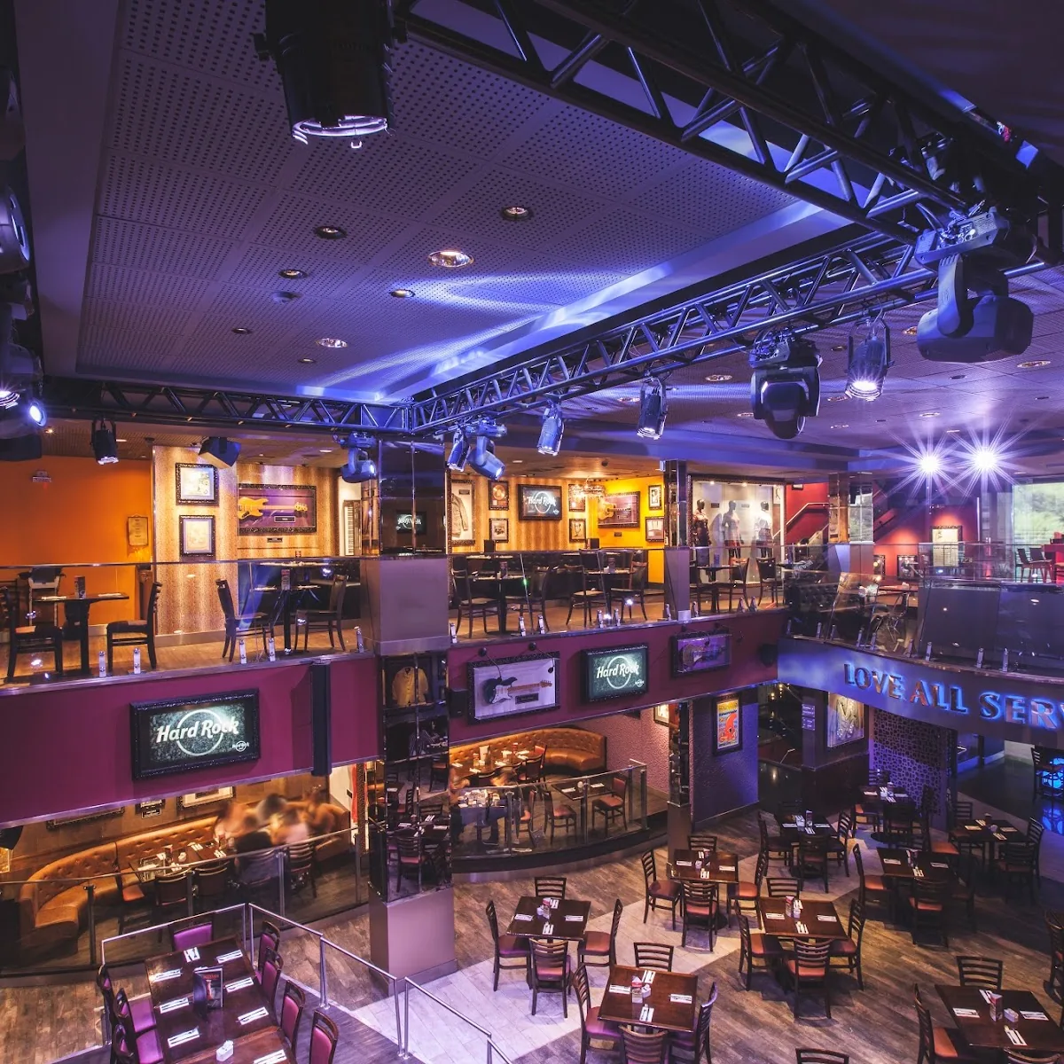 Hard Rock Café Curitiba — R. Buenos Aires, 50 - Batel, Curitiba - PR, 80250-070, Brazil