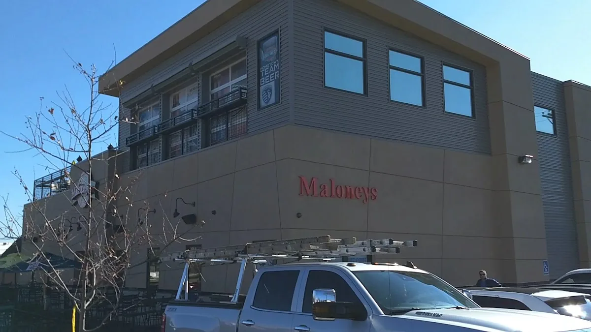 Maloney’s Sports Bar & Grill gallery 3