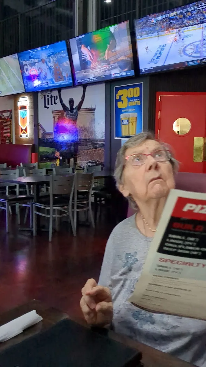 Overtime Pizza gallery 3