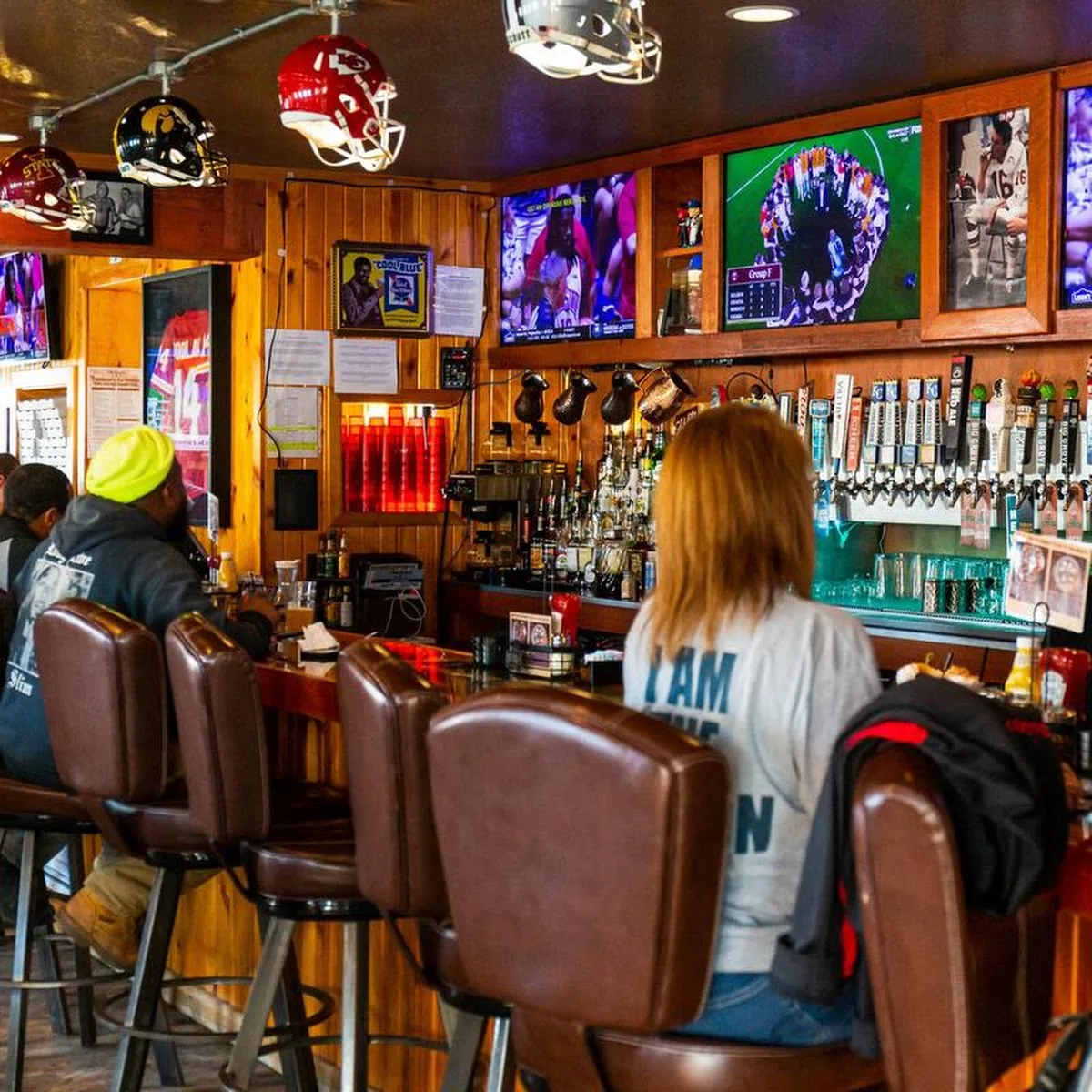 Truman’s Pizza Tavern — 400 SE 6th St, Des Moines, IA, USA