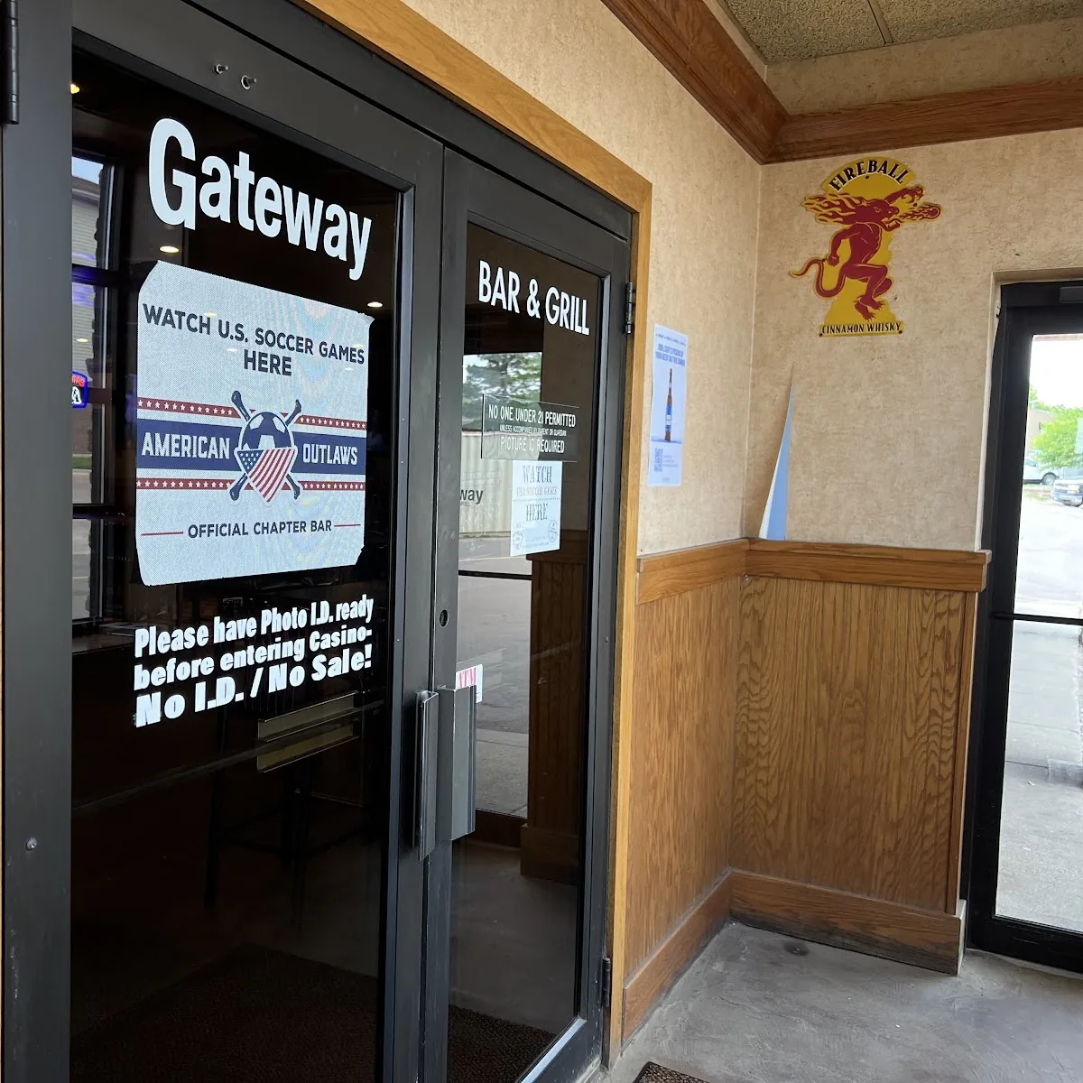 Gateway Lounge — 3408 S Gateway Blvd, Sioux Falls, SD, USA